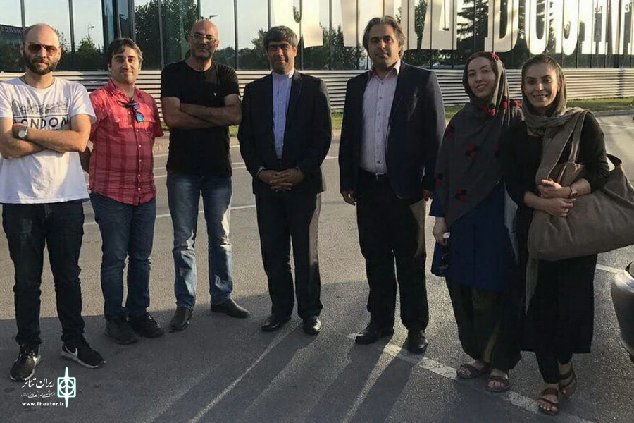 دیدار رایزن فرهنگی ایران در بوسنی با عوامل نمایش رابینسون و کروزو از تبریز 2