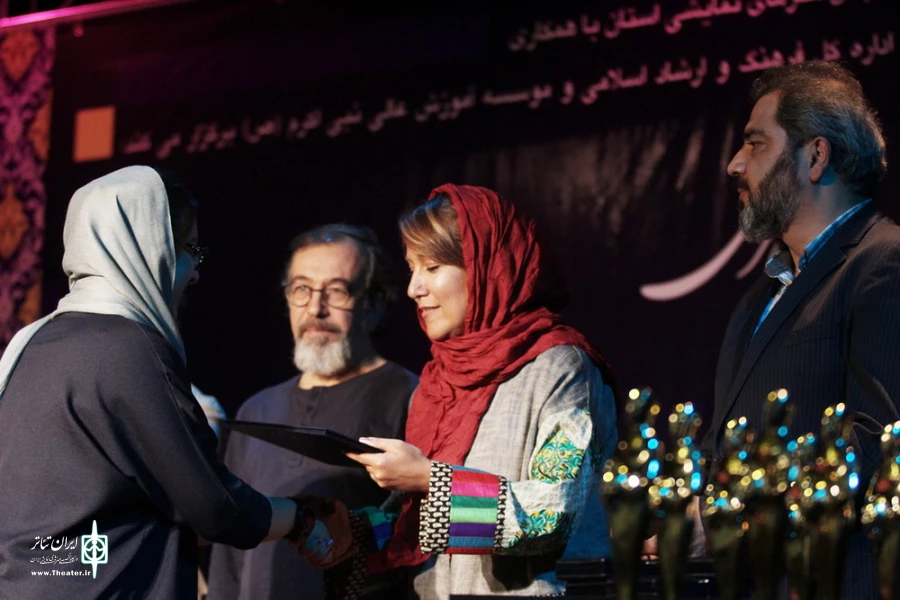 آیین اختتامیه بیست و نهمین جشنواره تئاتر استانی آذربایجان شرقی/ مراسم اهدای جوایز