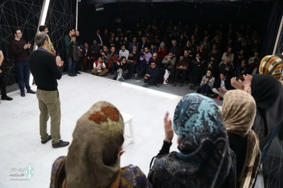 زنگ آغاز نمایش «گوشهایم را بشنو » نواخته شد 2
