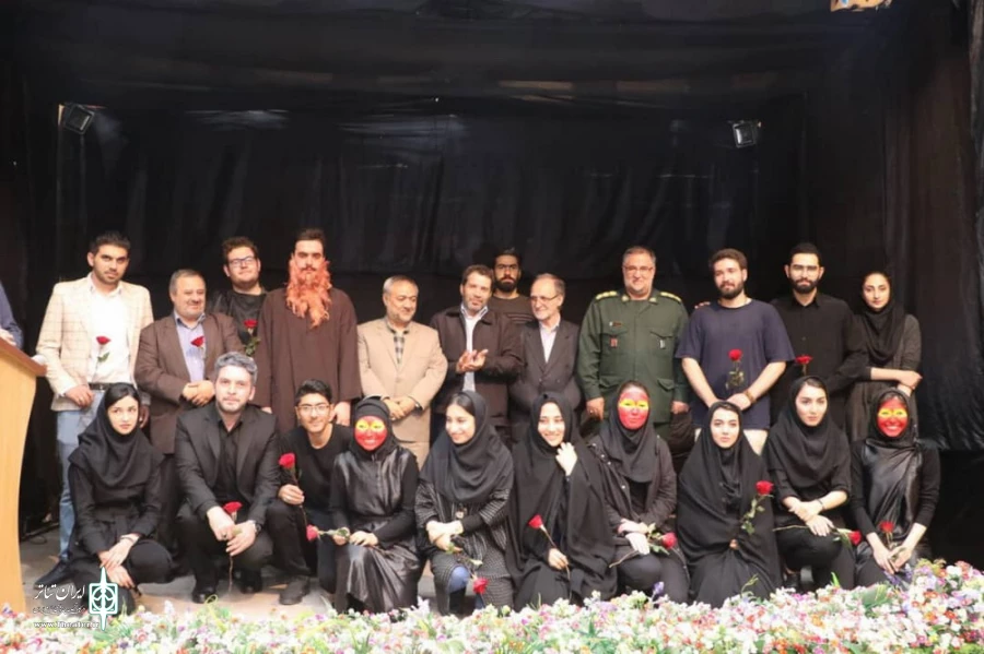 نمایش " از مالزی تا بیجی" در تبریز به صحنه رفت 2