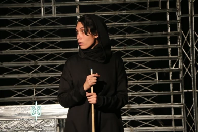 اجرای نمایش "آسمان روزهای برفی" در سی‌امین جشنواره تئاتر استانی آذربایجان شرقی