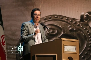 بابک نهرین:

تئاتر تبریز در سایه اتحاد و همدلی ارتقا می یابد