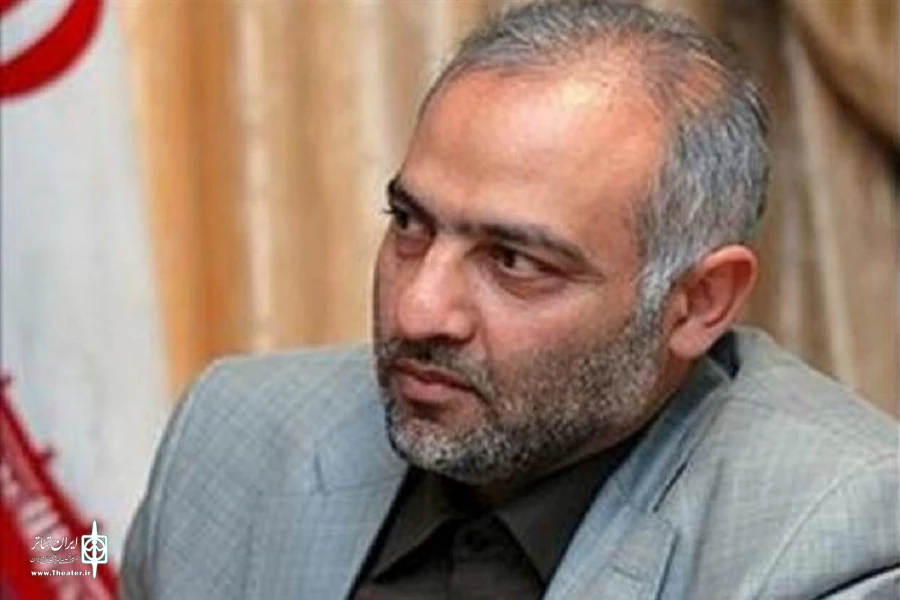 تئاتر یک اتفاق جهانی / اثر نمایشی موفق پیامش را به راحتی برای مخاطب بازگو می کند 2