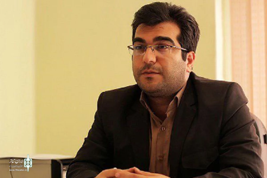 جای خالی نمایشنامه هایی مطابق با فولکلور آذربایجان 2