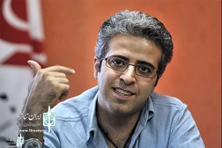 گفتگوی اختصاصی ایران تئاتر با ایوب آقاخانی در حاشیه مراسم بزرگداشت وی در تبریز

ورود به پانتئون بزرگان؟ آری