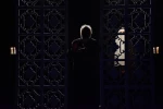نمایش خداحافظی نکردی با نجمه سورچی