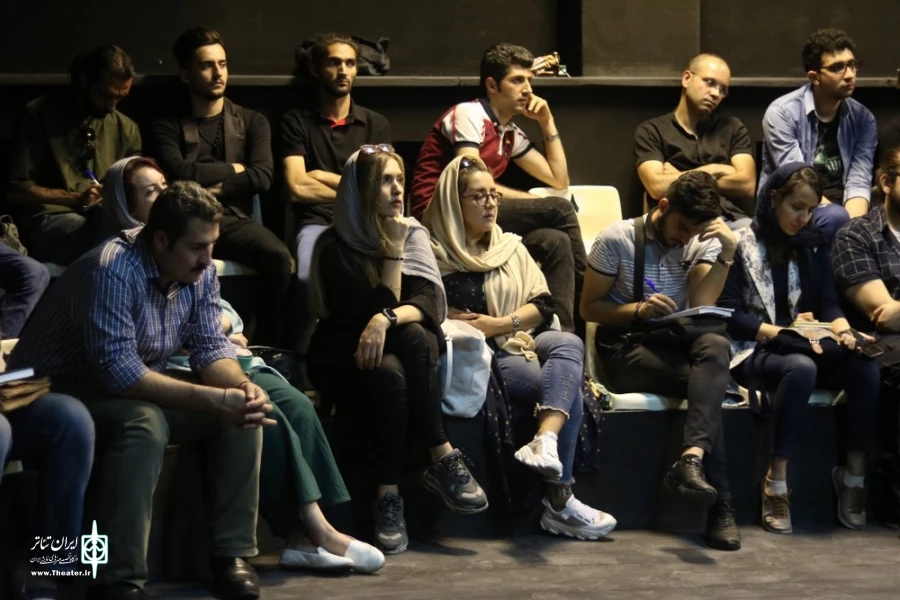 نشست تخصصی و نقد آثار روز دوم جشنواره سراسری تئاتر رضوی