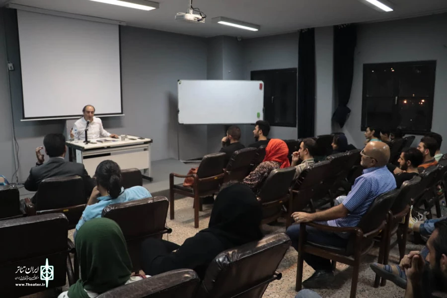 نشست تخصصی و نقد آثار روز سوم جشنواره سراسری تئاتر رضوی
