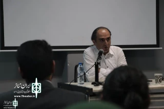 در پایان روز سوم اجراهای جشنواره سراسری تئاتر رضوی

نشست تخصصی و نقد آثار با موضوع «تئاتر، از نظریه تا عمل» برگزار شد