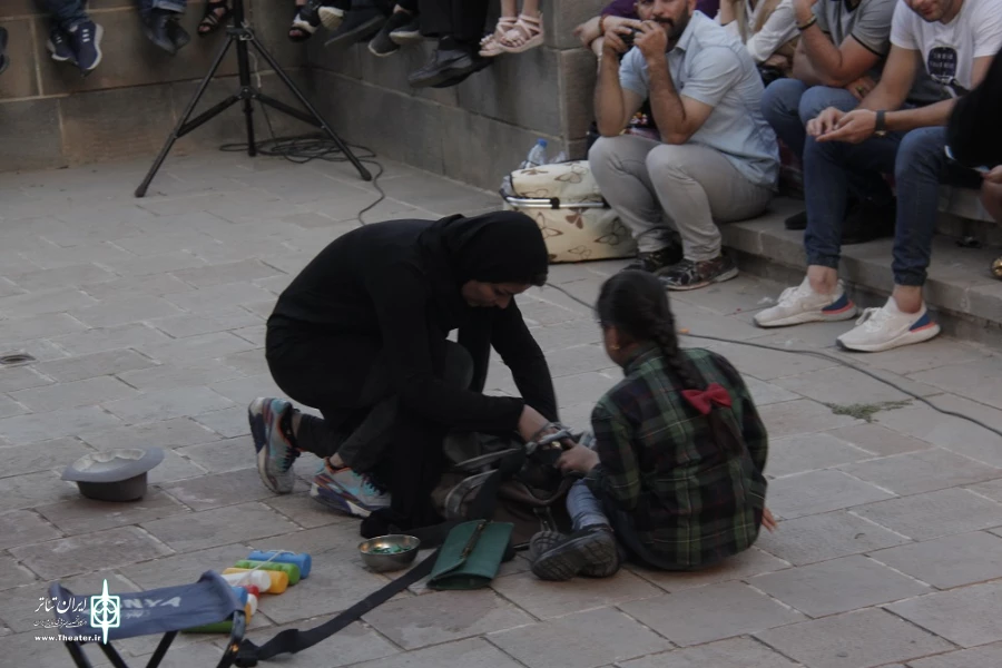 چهار دیواری، کارگردان: حشمت اله زارعی