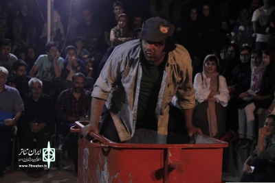 آخرین روز از اجراهای خیابانی جشنواره تئاتر کوتاه ارسباران برگزار شد

«صلح» و «چه کسی آشغال هایش را به» از خوزستان به اجرا در آمدند