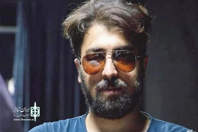 توسط کارگردان نمایش پلی از جنس شیشه

روایت «و چند داستان دیگر» در تبریز