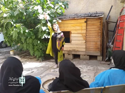 با رعایت پروتکل های بهداشتی؛

نمایش خیابانی چمچه لر خاتینی در تبریز اجرا شد