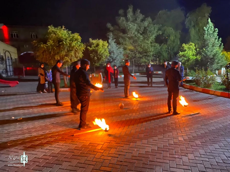 نمایش آیینی مذهبی "پولکه" منتخب دهمین جشنواره تئاتر صاحبدلان، در دو فاصله زمانی اربعین حسینی و ایام فاطمیه در مجتمع فرهنگی و هنری شهرستان مرند اجرا شد.