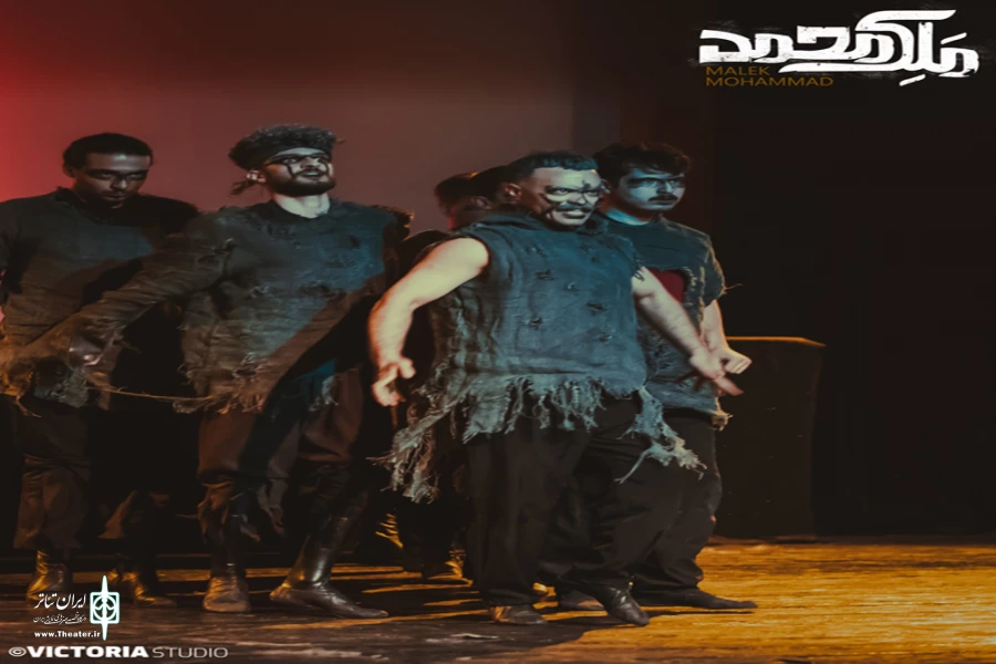 «ملک محمد» در تئاتر شهر تبریز روی صحنه رفت 2