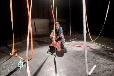 به تهیه کنندگی و کارگردانی عباس خلیفه‌لو

نمایش «نامه‌های عاشقانه‌ای از خاورمیانه» در اهر روی صحنه رفت