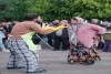 نمایش خیابانی «سگ ولگرد» در شهر سردرود به اجرای عموم درآمد 2