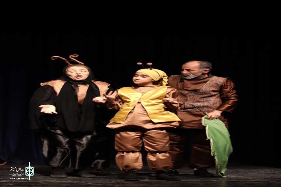 نمایش «شهر مورچه‌ها» در تئاتر شهر تبریز روی صحنه رفت 3