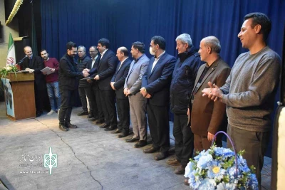 با حضور پرشور علاقه‌مندان به هنر نمایش

آئین اختتامیه بیست و پنجمین جشنواره تئاتر فجر انقلاب بناب برگزار شد